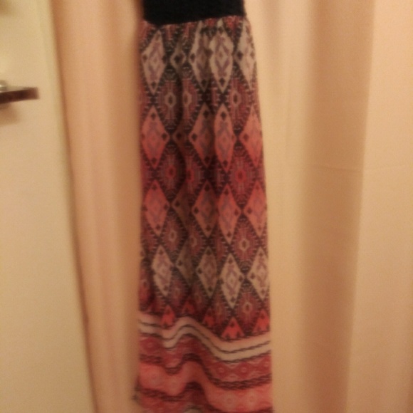 Dress - Picture 2 of 5